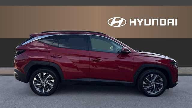 Hyundai TUCSON 1.6 TGDi Premium 5dr 2WD Petrol Estate Red