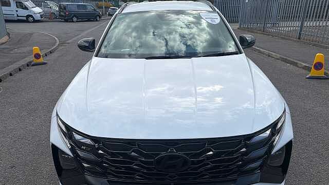 Hyundai TUCSON 1.6T N Line 5dr Petrol Estate White