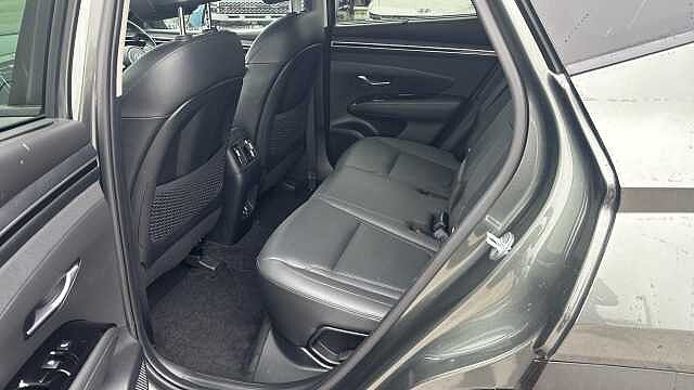 Hyundai TUCSON 1.6 TGDi Plug-in Hybrid Ultimate 5dr 4WD Auto Estate Grey