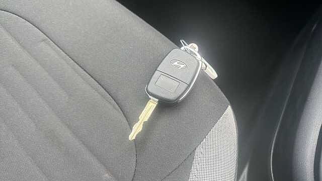 Hyundai I10 1.0 [63] Advance 5dr [Nav] Petrol Hatchback Blue