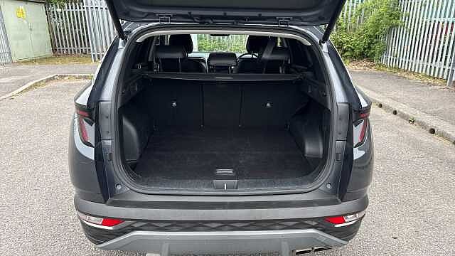Hyundai TUCSON 1.6 TGDi 48V MHD 180 Ultimate 5dr 4WD DCT Petrol Estate Grey