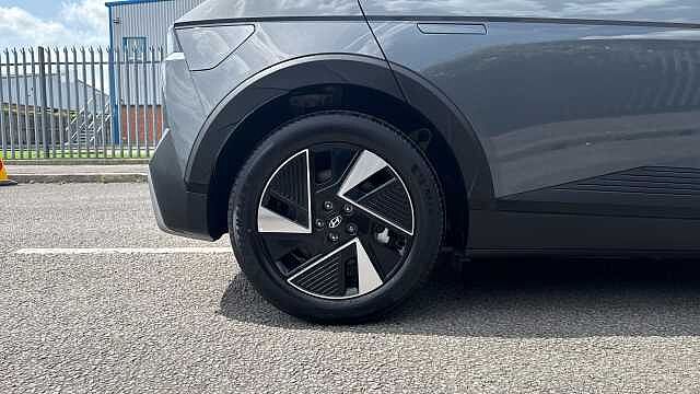 Hyundai IONIQ 5 125kW Advance 63 kWh 5dr Auto Electric Hatchback