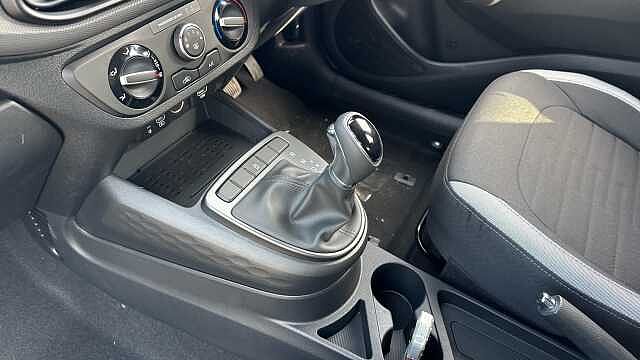 Hyundai i10 1.0 [63] Advance 5dr Auto [Nav] Petrol Hatchback