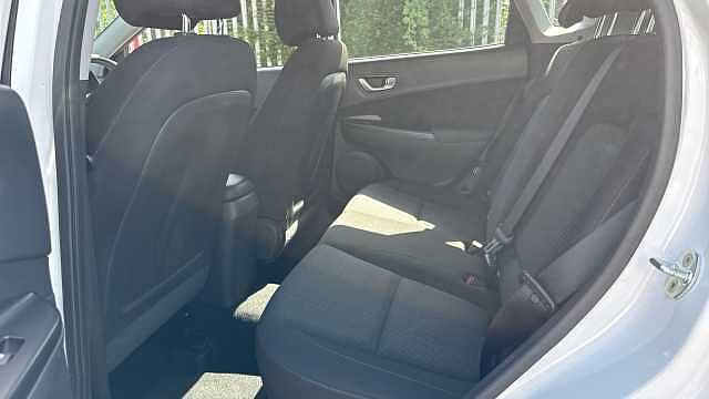Hyundai KONA 1.0 TGDi 48V MHEV SE Connect 5dr Petrol Hatchback