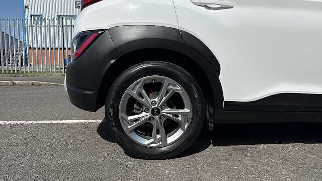 Hyundai KONA 1.0 TGDi 48V MHEV SE Connect 5dr Petrol Hatchback