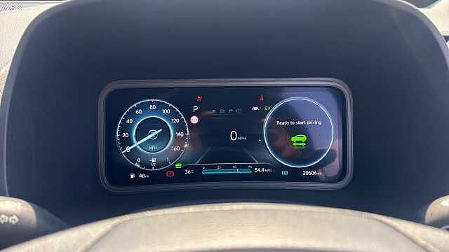Hyundai KONA 1.6 GDi Hybrid Premium 5dr DCT Hybrid Hatchback Grey