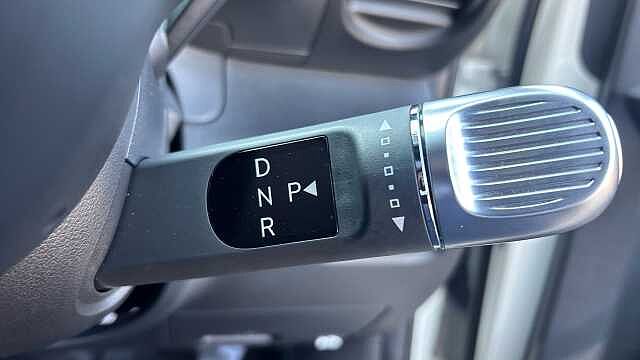Hyundai INSTER 85kW 02 49kWh 5dr Auto Electric Hatchback Cream