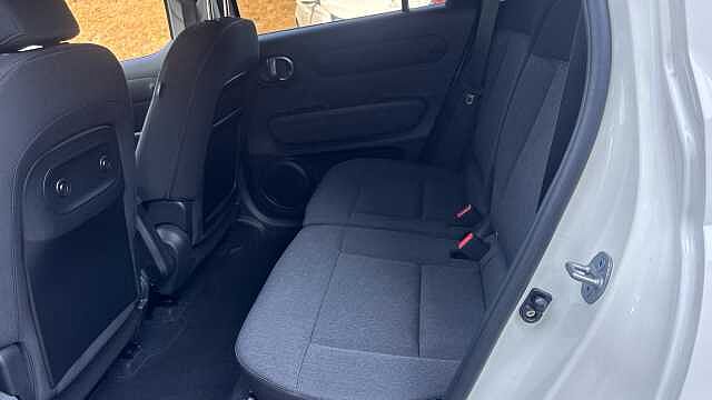 Hyundai INSTER 85kW 02 49kWh 5dr Auto Electric Hatchback Cream