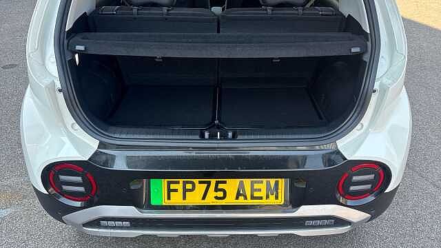 Hyundai INSTER 85kW 02 49kWh 5dr Auto Electric Hatchback Cream