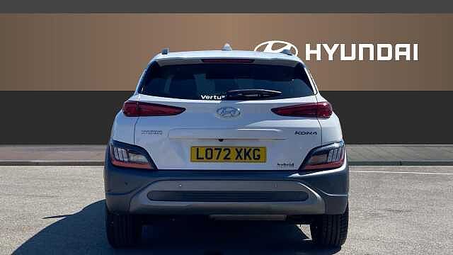 Hyundai KONA 1.6 GDi Hybrid Ultimate 5dr DCT Hybrid Hatchback White
