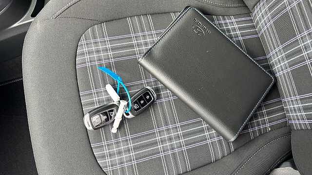 Hyundai i10 1.2 [79] Premium 5dr Auto [Nav] Petrol Hatchback