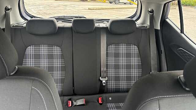 Hyundai I10 1.2 [79] Premium 5dr Auto [Nav] Petrol Hatchback Meta Blue - Pearl