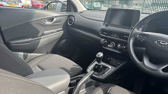 Hyundai KONA 1.0 TGDi 48V MHEV SE Connect 5dr Petrol Hatchback