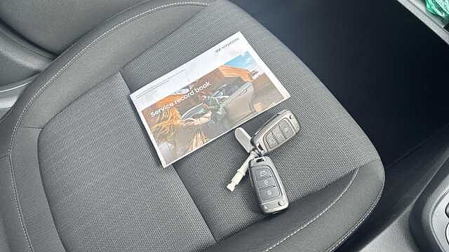 Hyundai KONA 1.0 TGDi 48V MHEV SE Connect 5dr Petrol Hatchback