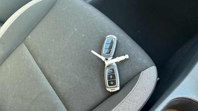 Hyundai KONA 1.0T GDi Blue Drive Premium 5dr Petrol Hatchback Grey