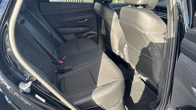 Hyundai TUCSON 1.6T 239 Hybrid Black Line 5dr Auto Hybrid Estate Abyss Black - Pearl