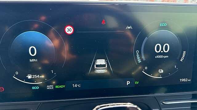 Hyundai KONA 1.6 Hybrid 138 Advance 5dr DCT Hybrid Hatchback Pearl - Abyss Black