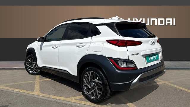 Hyundai KONA 1.6 GDi Hybrid Ultimate 5dr DCT Hybrid Hatchback White