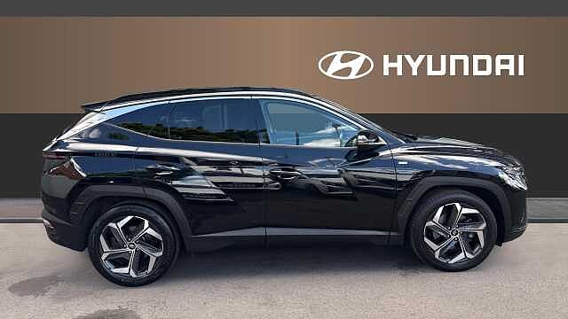 Hyundai TUCSON 1.6 TGDi 48V MHD Ultimate 5dr 2WD DCT Petrol Estate Black