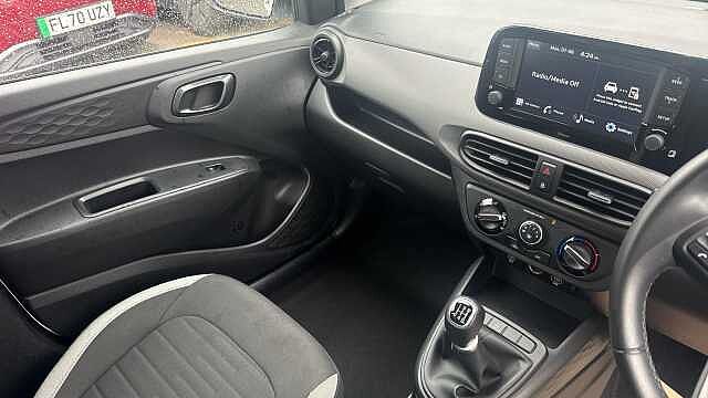 Hyundai i10 1.0 Advance 5dr Petrol Hatchback