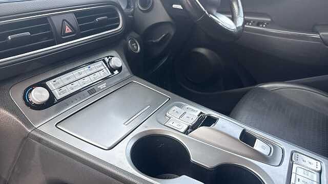 Hyundai KONA 150kW Premium SE 64kWh 5dr Auto Electric Hatchback