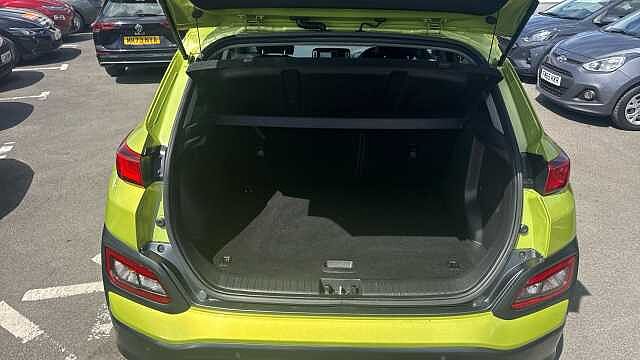 Hyundai KONA 150kW Premium SE 64kWh 5dr Auto Electric Hatchback