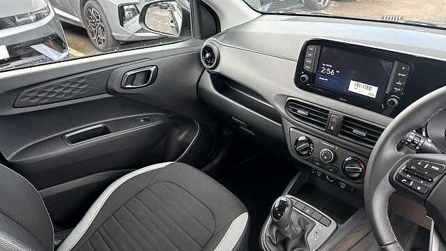 Hyundai i10 1.0 [63] Advance 5dr Auto [Nav] Petrol Hatchback