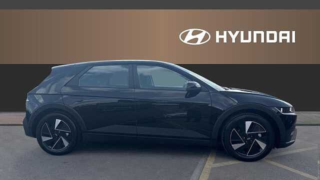 Hyundai IONIQ 5 125kW Advance 63 kWh 5dr Auto Electric Hatchback Pearl - Abyss Black