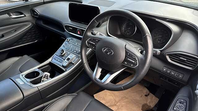 Hyundai SANTA FE 1.6 TGDi Plug-in Hybrid Premium 5dr 4WD Auto Estate