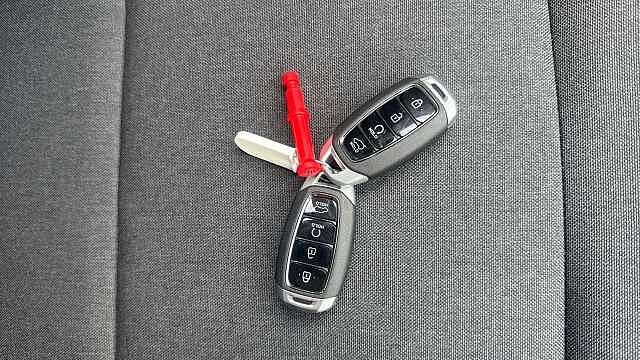 Hyundai INSTER 71kW 01 42kWh 5dr Auto Electric Hatchback