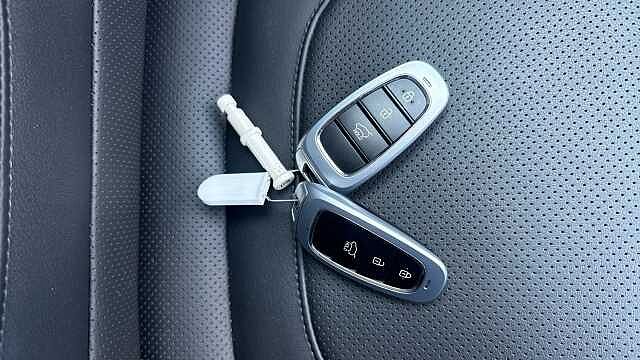 Hyundai TUCSON 1.6 TGDi 48V MHD Ultimate 5dr 2WD DCT Petrol Estate