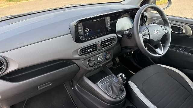 Hyundai i10 1.0 [63] Advance 5dr Auto [Nav] Petrol Hatchback