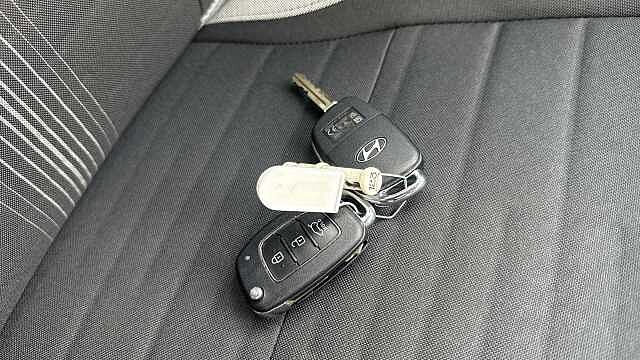 Hyundai I10 1.0 [63] Advance 5dr [Nav] Petrol Hatchback White