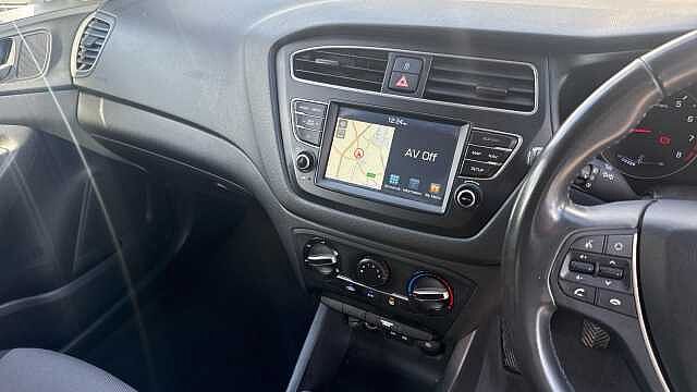 Hyundai I20 1.2 MPi Play 5dr Petrol Hatchback White