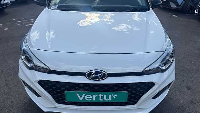 Hyundai I20 1.2 MPi Play 5dr Petrol Hatchback White