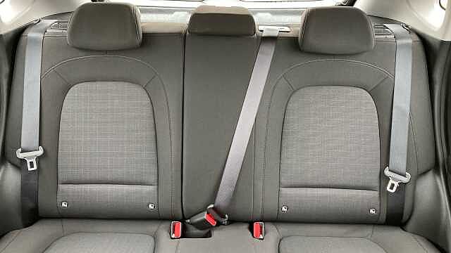 Hyundai KONA 1.6 GDi Hybrid SE Connect 5dr DCT Hybrid Hatchback Red