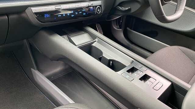 Hyundai IONIQ 6 168kW Premium 77kWh 4dr Auto Electric Saloon