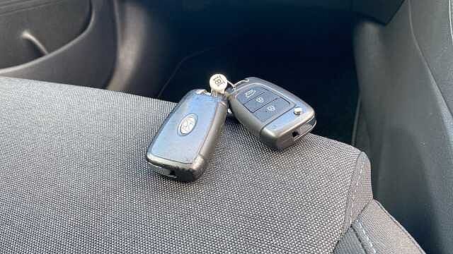 Hyundai I30 1.0T GDi SE Connect 5dr Petrol Hatchback Black
