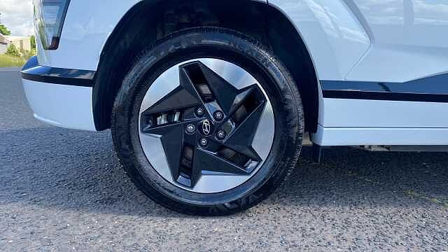 Hyundai KONA 160kW Advance 65kWh 5dr Auto Electric Hatchback