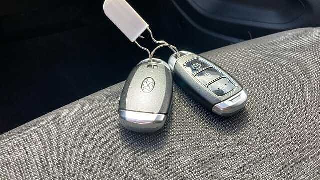 Hyundai KONA 1.6 GDi Hybrid Premium 5dr DCT Hybrid Hatchback