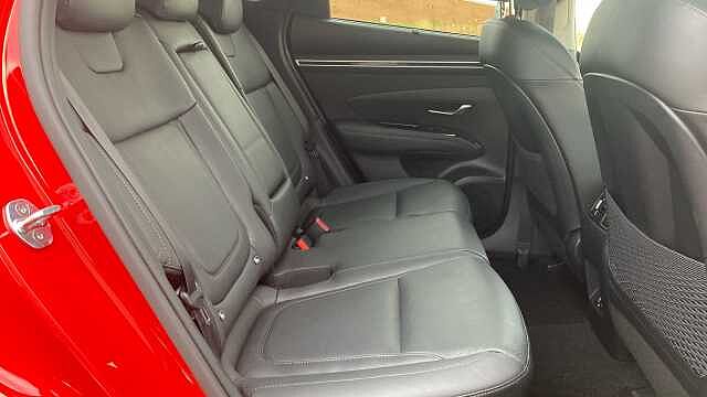 Hyundai TUCSON 1.6 TGDi Plug-in Hybrid Ultimate 5dr 4WD Auto Estate
