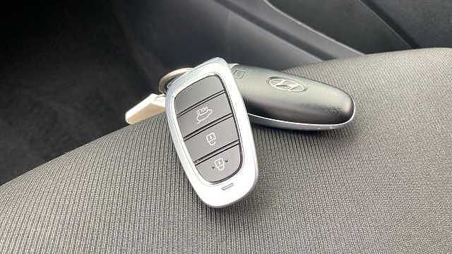 Hyundai TUCSON 1.6 TGDi 48V MHD Premium 5dr 2WD DCT Petrol Estate