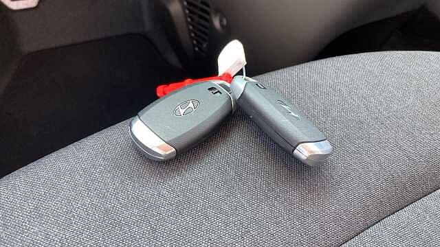 Hyundai INSTER 85kW 01 49kWh 5dr Auto Electric Hatchback