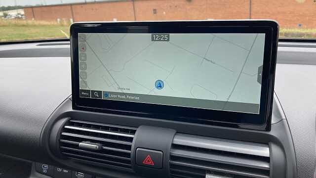 Hyundai INSTER 71kW 01 42kWh 5dr Auto Electric Hatchback