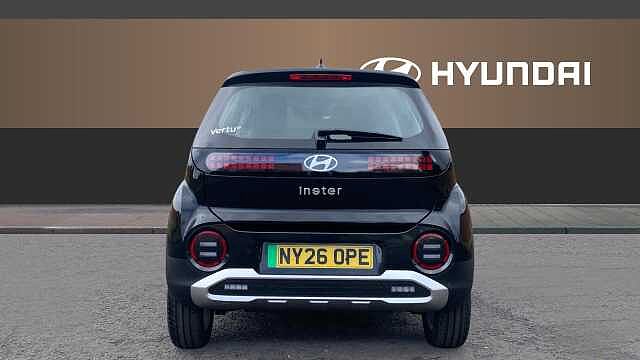 Hyundai INSTER 85kW 01 49kWh 5dr Auto Electric Hatchback Pearl - Abyss Black