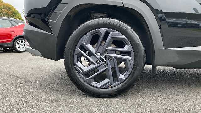 Hyundai TUCSON 1.6T 239 Hybrid Black Line 5dr Auto Hybrid Estate Abyss Black - Pearl