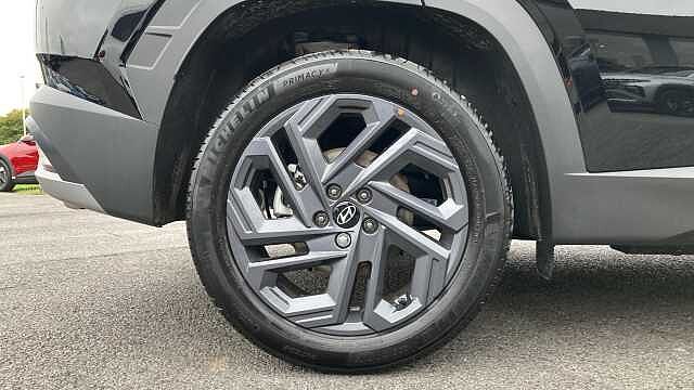 Hyundai TUCSON 1.6T 239 Hybrid Black Line 5dr Auto Hybrid Estate Abyss Black - Pearl