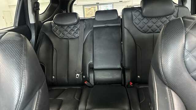 Hyundai SANTA FE 1.6 TGDi Hybrid Premium 5dr Auto White