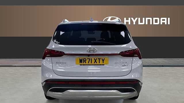 Hyundai SANTA FE 1.6 TGDi Hybrid Premium 5dr Auto White