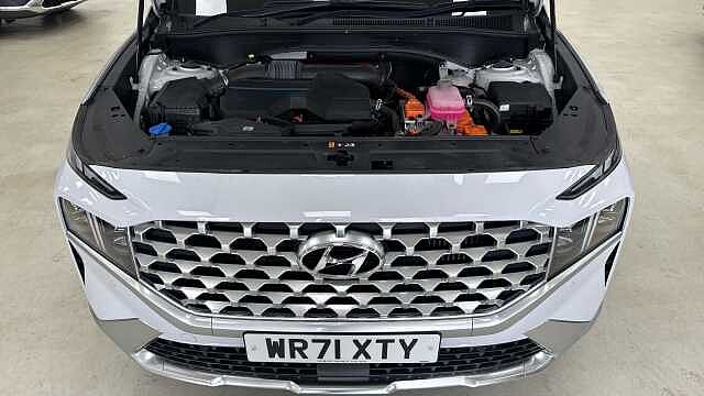 Hyundai SANTA FE 1.6 TGDi Hybrid Premium 5dr Auto White